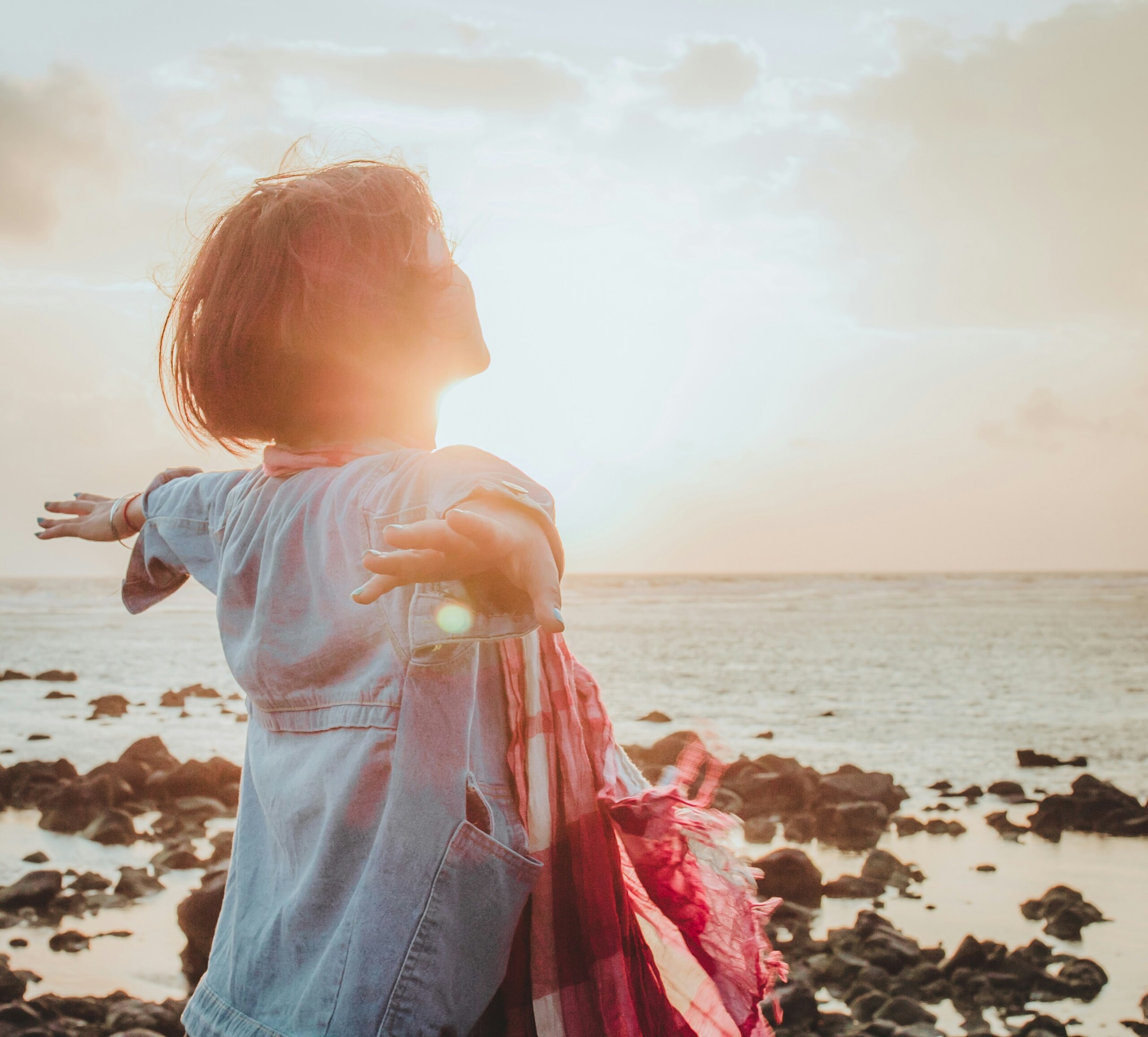 How Students at Elite Secular and Christian Universities Understand the Good Life, Purpose, and Self-Worth: Some Surprising Differences